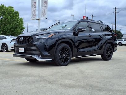 New 2026 Toyota Highlander XSE
