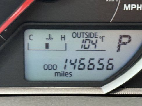 Used 2014 Toyota RAV4 LE FWD image 31