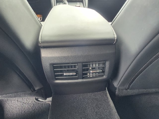 Used 2025 Lexus IS 350 F Sport RWD image 10