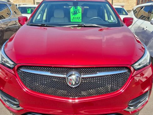 Used 2021 Buick Enclave Essence w/ Sport Touring Edition image 2