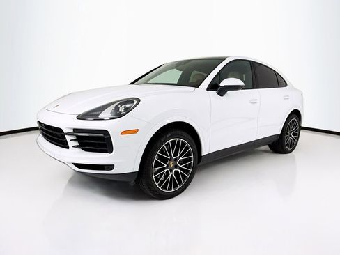 Certified 2020 Porsche Cayenne S AWD/4WD image 1
