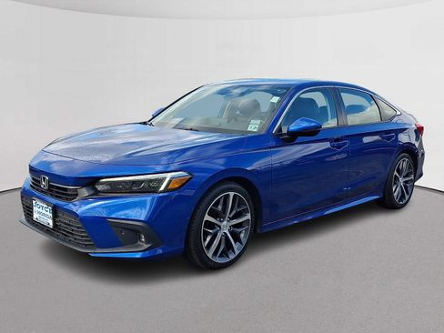 Certified 2024 Honda Civic Touring image 4