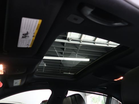 Used 2013 BMW 750Li RWD image 36