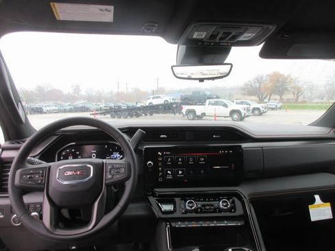 New 2026 GMC Sierra 2500 AT4 w/ AT4 Premium Plus Package image 17