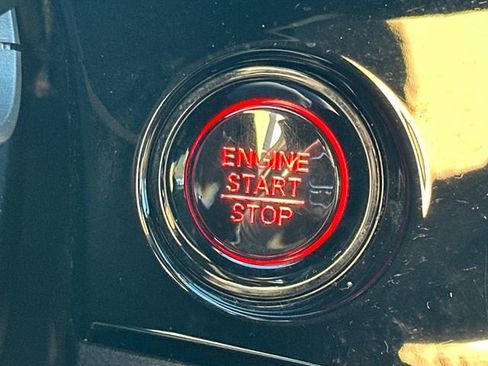 Used 2025 Honda Civic Sport image 31