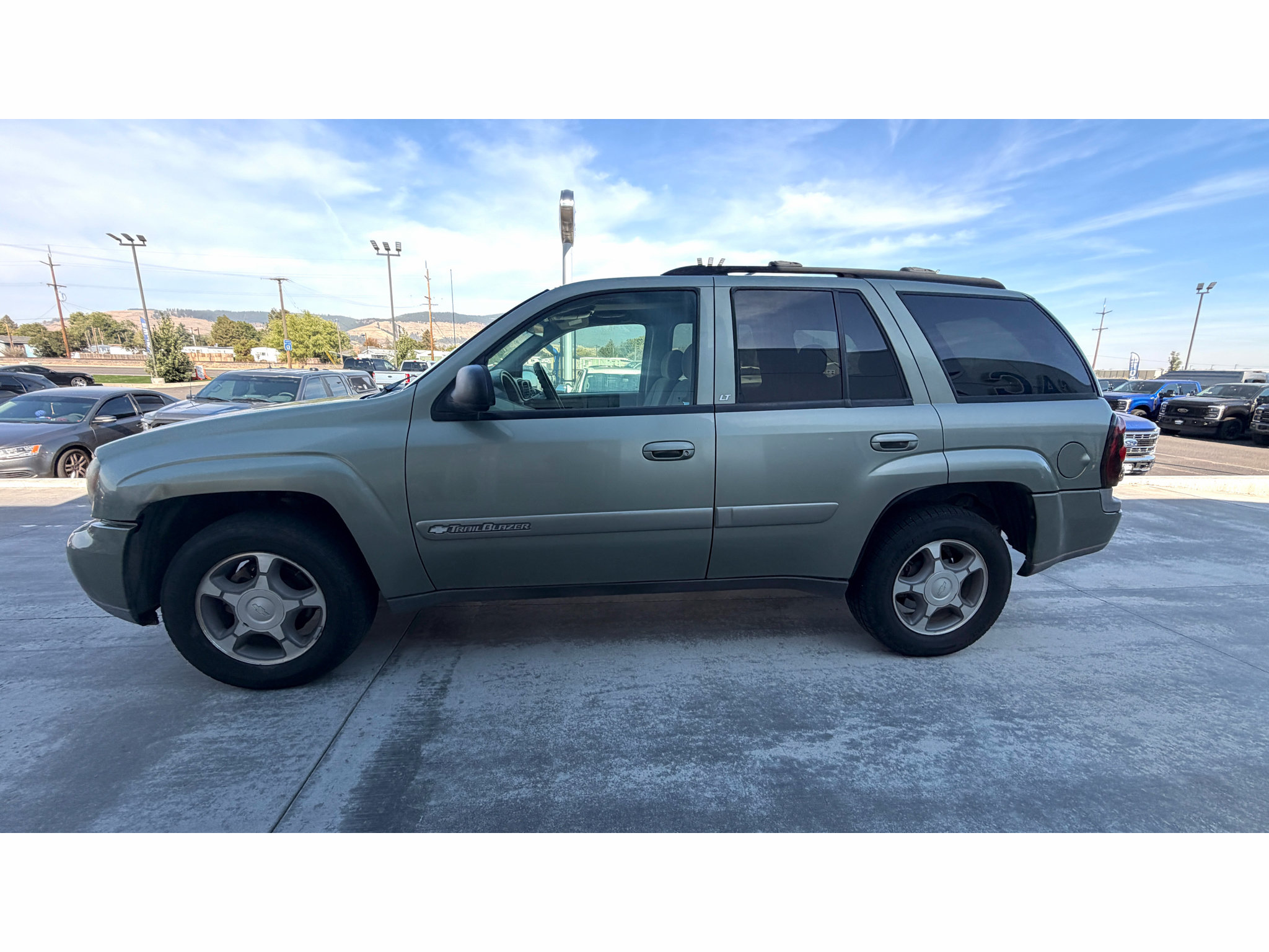 Used 2004 Chevrolet TrailBlazer LT AWD/4WD image 4