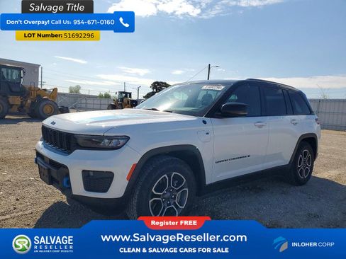 Used 2024 Jeep Grand Cherokee Trailhawk w/ Luxury Tech Group III AWD/4WD image 1