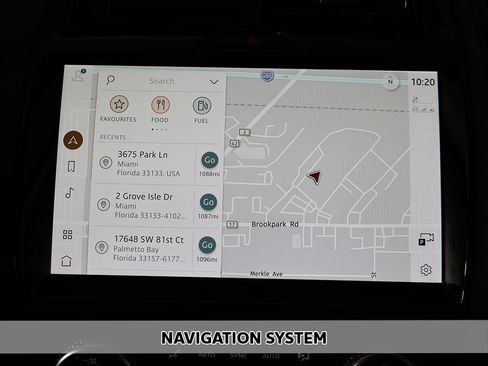 Used 2022 Jaguar E-PACE SE image 3