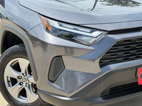 Used 2024 Toyota RAV4 XLE AWD/4WD image 3