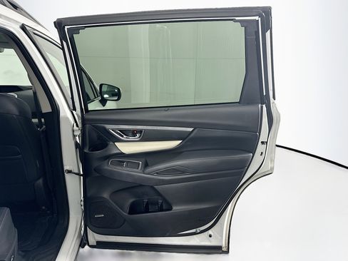 Used 2022 Subaru Ascent Limited w/ Technology Package image 33