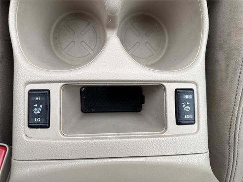 Used 2018 Nissan Rogue SL w/ Premium Package FWD image 32