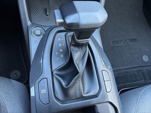 Used 2025 Kia K4 EX image 15