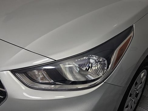 Used 2022 Hyundai Accent SE FWD image 27