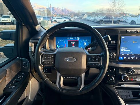 Used 2024 Ford F350 Platinum image 27