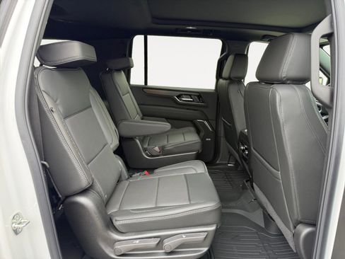 New 2026 GMC Yukon XL Denali w/ Sun & Power Step Package image 18