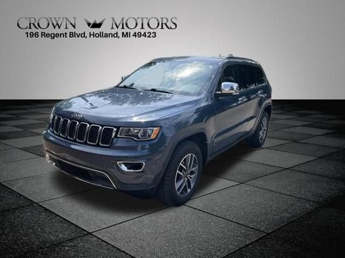 Used 2019 Jeep Grand Cherokee Limited w/ Trailer Tow Group IV AWD/4WD image 7