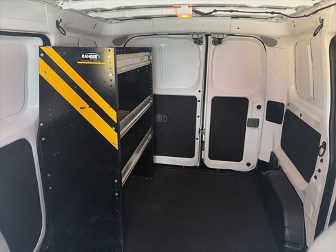 Used 2021 Nissan NV200 S FWD image 9