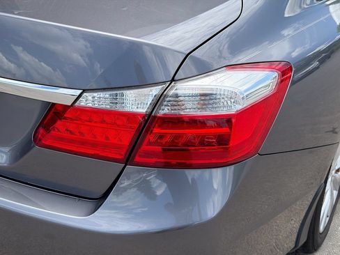 Used 2015 Honda Accord EX-L image 11