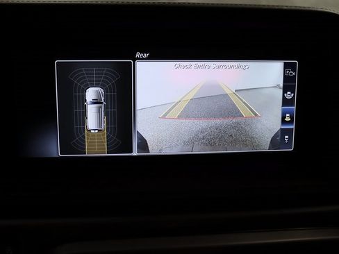 Used 2022 Mercedes-Benz G 550 image 24