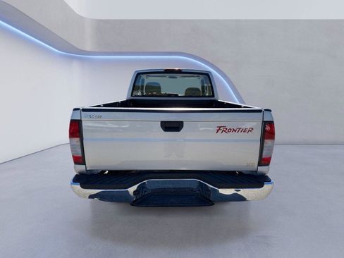 Used 1998 Nissan Frontier XE RWD image 4