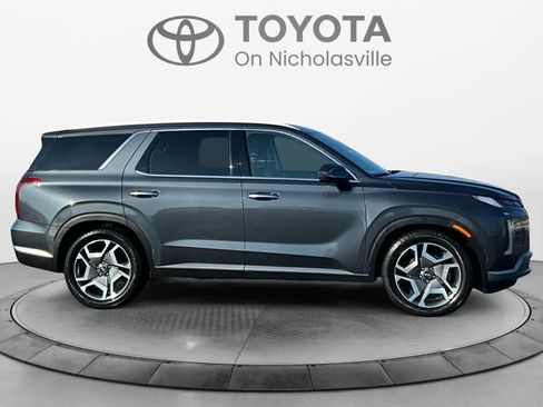 Used 2024 Hyundai Palisade Limited image 7