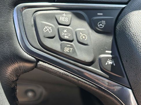 Used 2019 Chevrolet Equinox Premier FWD image 22