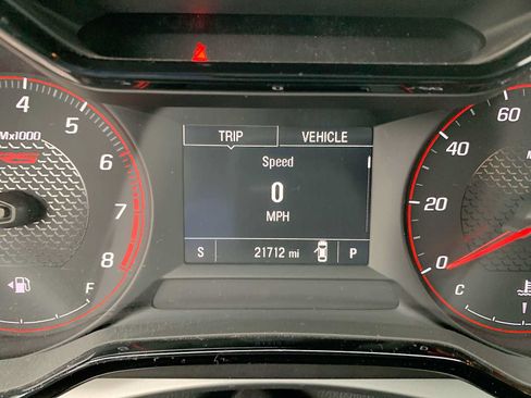 Certified 2024 Chevrolet Trax RS w/ Driver Confidence Package FWD image 12