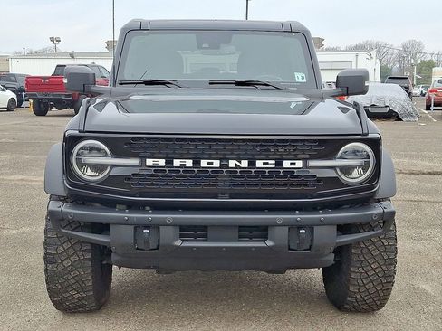 Used 2024 Ford Bronco Wildtrak image 4