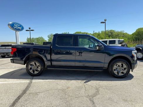 Used 2024 Ford F150 Lightning Lariat AWD/4WD image 8