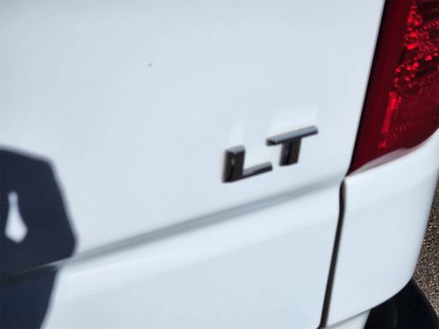 Used 2025 Chevrolet Silverado 1500 LT image 10