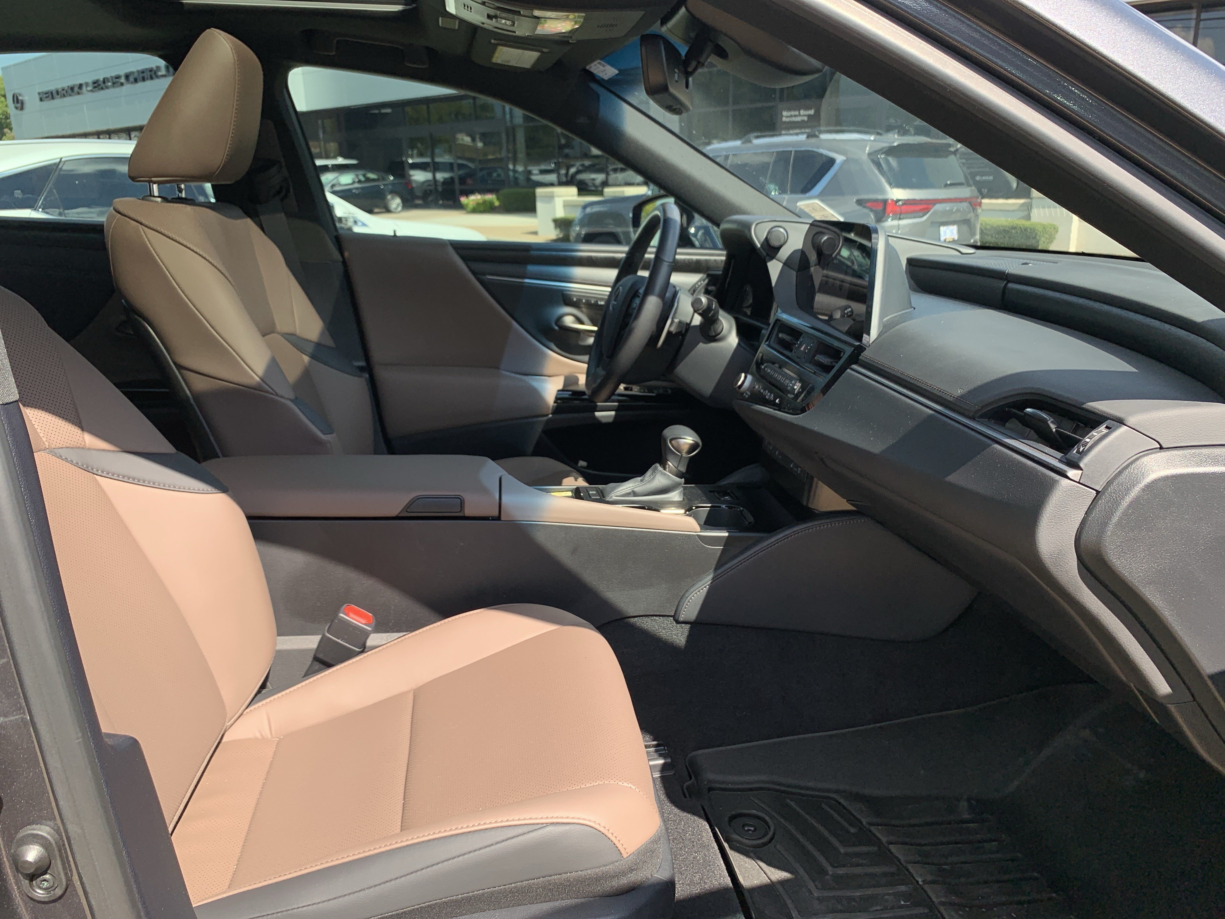 Used 2024 Lexus ES 350 w/ Premium Package FWD image 35