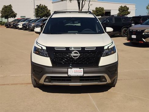 New 2025 Nissan Pathfinder Rock Creek image 5