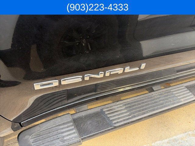 Used 2019 GMC Sierra 1500 Denali w/ Technology Package AWD/4WD image 5
