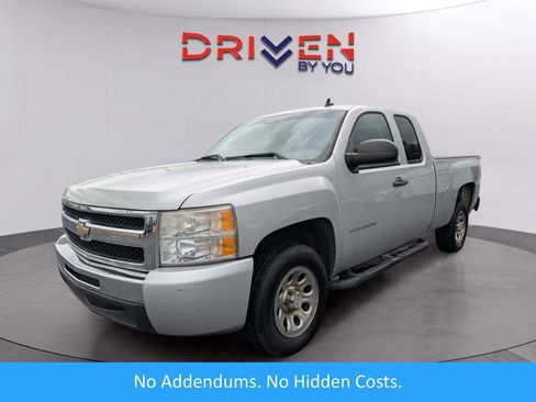 Used 2011 Chevrolet Silverado 1500 LS image 1