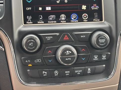 Used 2016 Jeep Grand Cherokee Limited 75th Anniversary AWD/4WD image 16