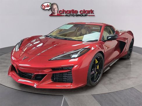 New 2025 Chevrolet Corvette E-Ray image 7