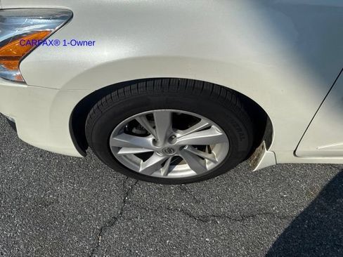 Used 2015 Nissan Altima 2.5 SV w/ Convenience Package FWD image 20