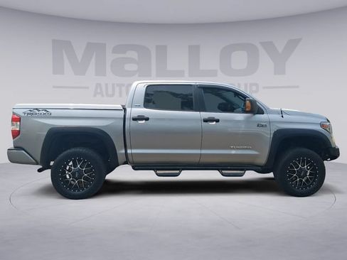 Used 2018 Toyota Tundra SR5 w/ TRD Off Road Package AWD/4WD image 6