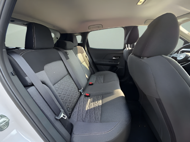 Used 2026 Nissan Kicks SV w/ Cold Weather Package AWD/4WD image 8