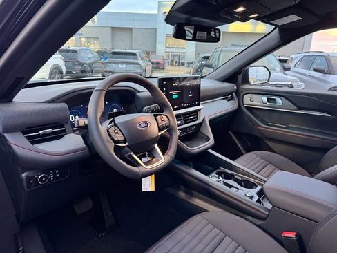 New 2026 Ford Explorer ST-Line w/ ST-Line Street Pack AWD/4WD image 20