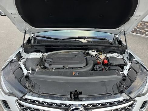 Used 2022 Buick Envision Avenir w/ Technology Package II image 22