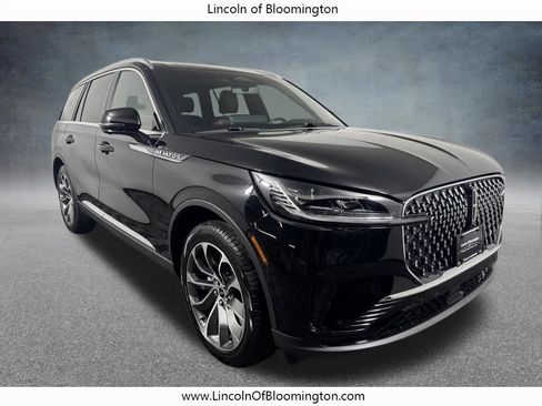 Used 2025 Lincoln Aviator Reserve w/ Illumination Package AWD/4WD image 9