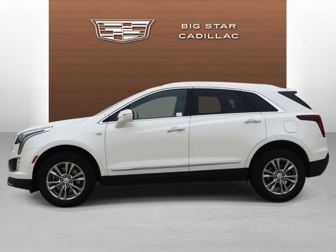 Certified 2023 Cadillac XT5 Premium Luxury FWD image 2