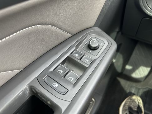 Used 2022 Volkswagen Atlas SEL Premium image 20