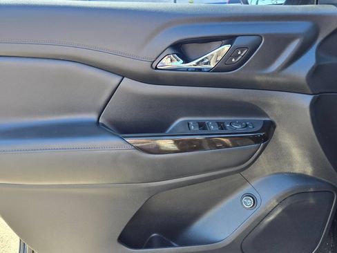 Used 2020 GMC Acadia AT4 w/ Driver Alert Package II AWD/4WD image 18