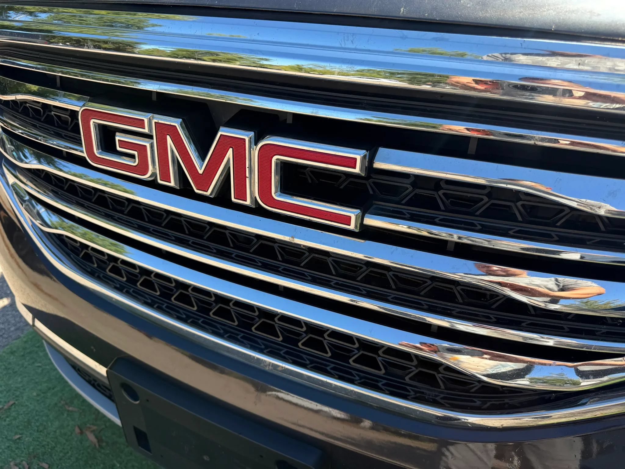 Used 2017 GMC Acadia SLE w/ Driver Alert Package I AWD/4WD image 12