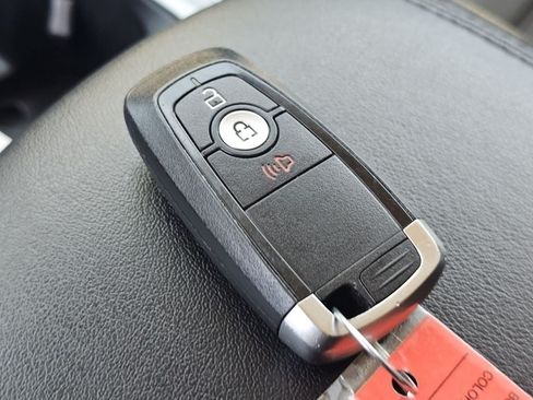 Used 2024 Ford Edge SEL AWD/4WD image 31