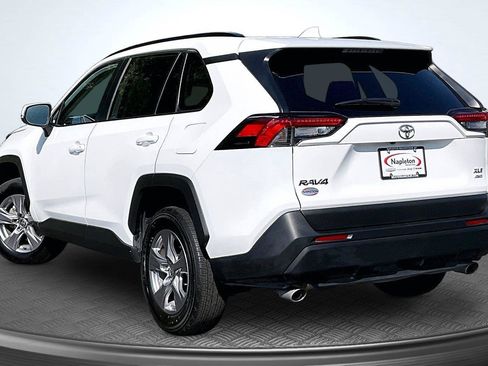 Used 2025 Toyota RAV4 XLE AWD/4WD image 14
