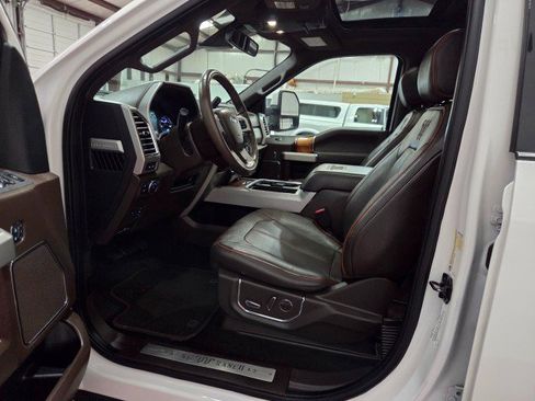 Used 2017 Ford F250 King Ranch w/ King Ranch Ultimate Package image 6