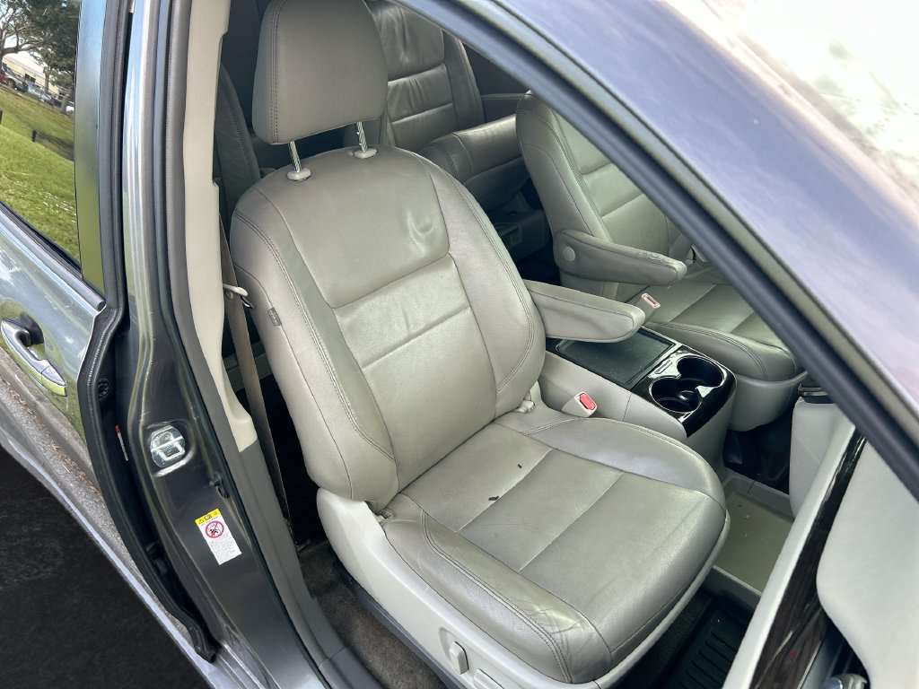 Used 2018 Toyota Sienna XLE w/ XLE Navigation Package FWD image 34